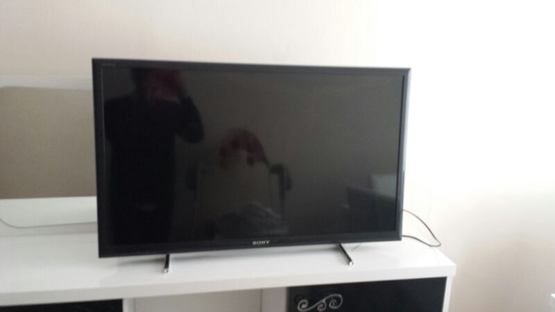 2. El LCD Televizyon