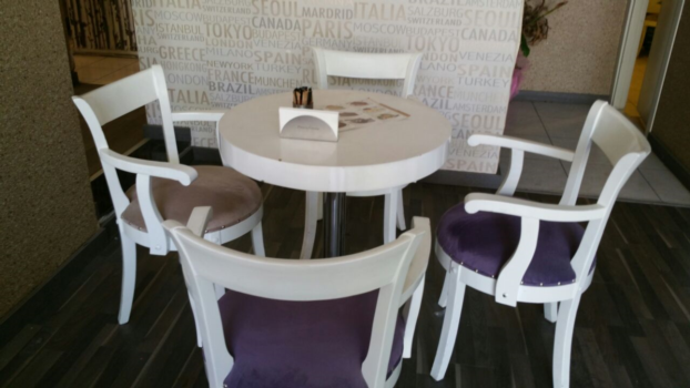 Silivri ikinci el eşya alan yemek masası